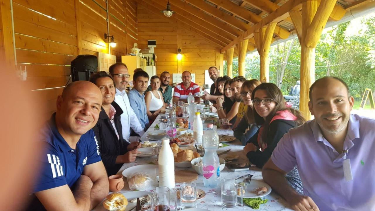 Élő Tisza Vendégház Nagykoru Esterno foto